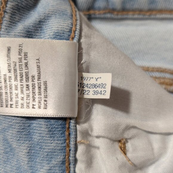 American Eagle mom straight jeans light wash size 2 X-long - Picture 13 of 15